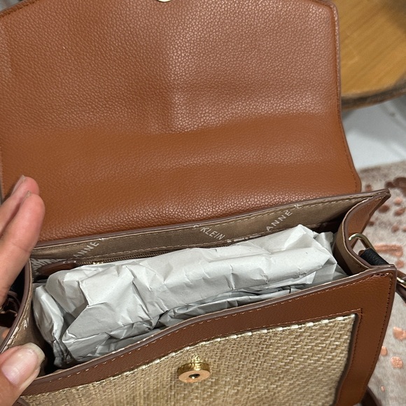 NWT Anne Klein White and Brown Crossbody Bag - Picture 5 of 8